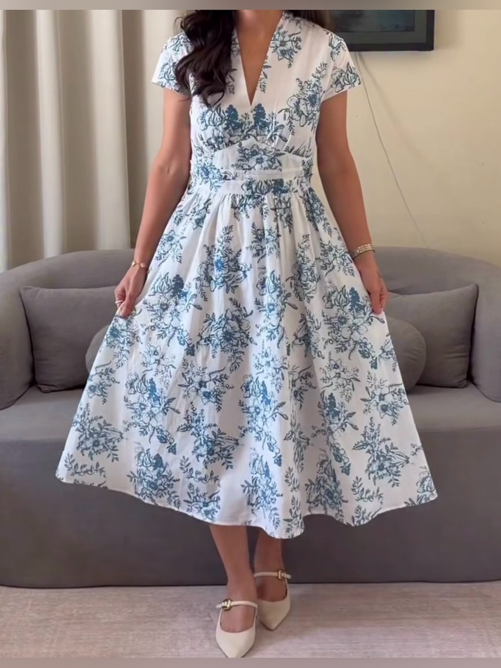Chillinen - Blue Floral A-Line Midi Skirt